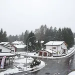 Base For Biking And Skiing Apartamento