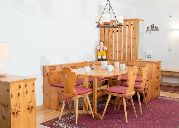 Daire Familienapartment Lai Zentrum Fuer 6 Personen Lenzerheide